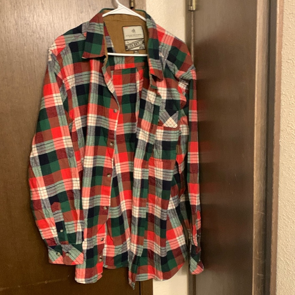 Red green black & white flannel size xl
